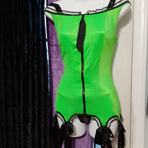 NWT Star Trek Science Officer Corset 28" LARGE - Picture 11 of 14